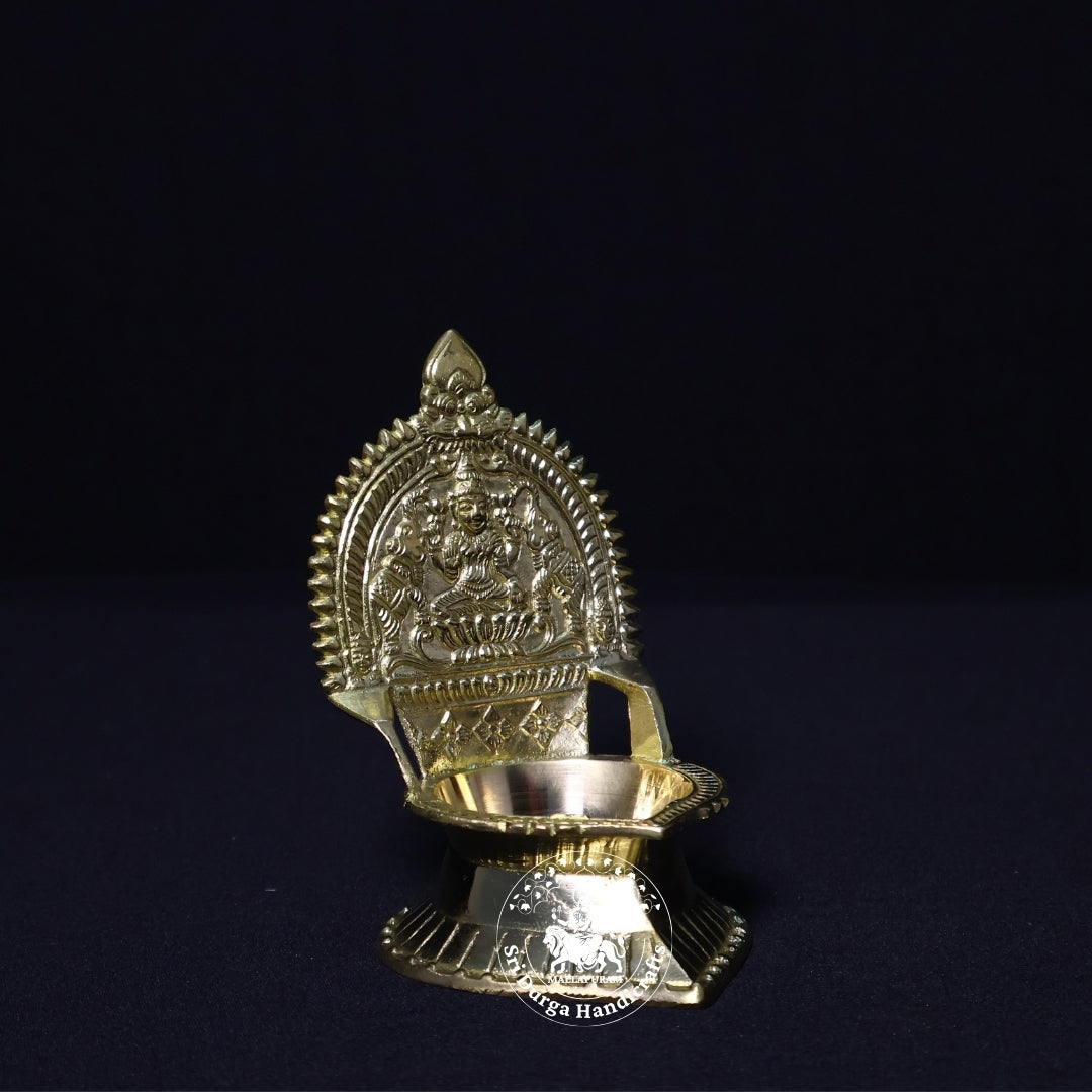 Brass Kamatchi Vilakku (Gold) – Size No:2