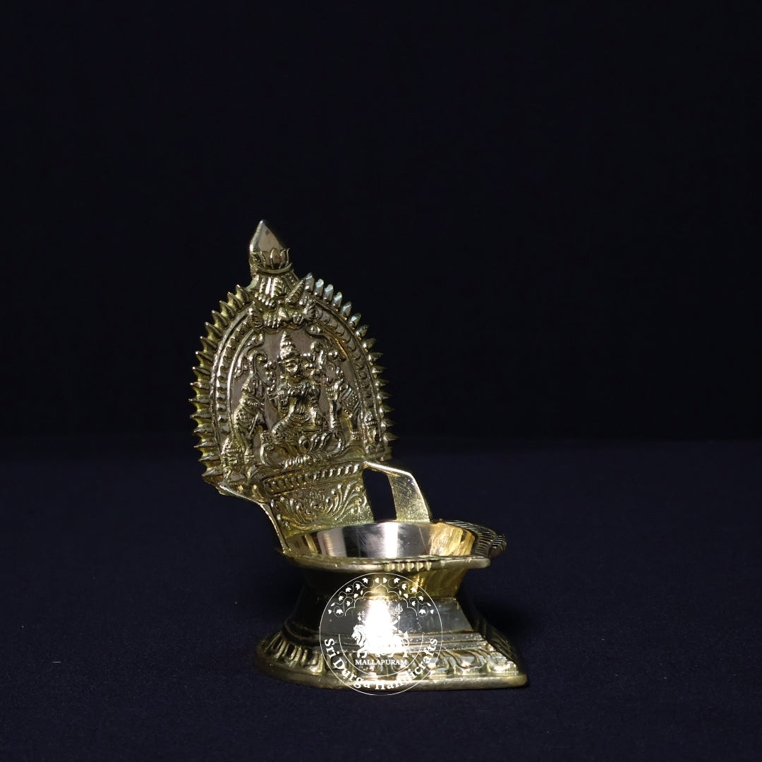 Brass Kamatchi Vilakku (Gold) – Size No:3
