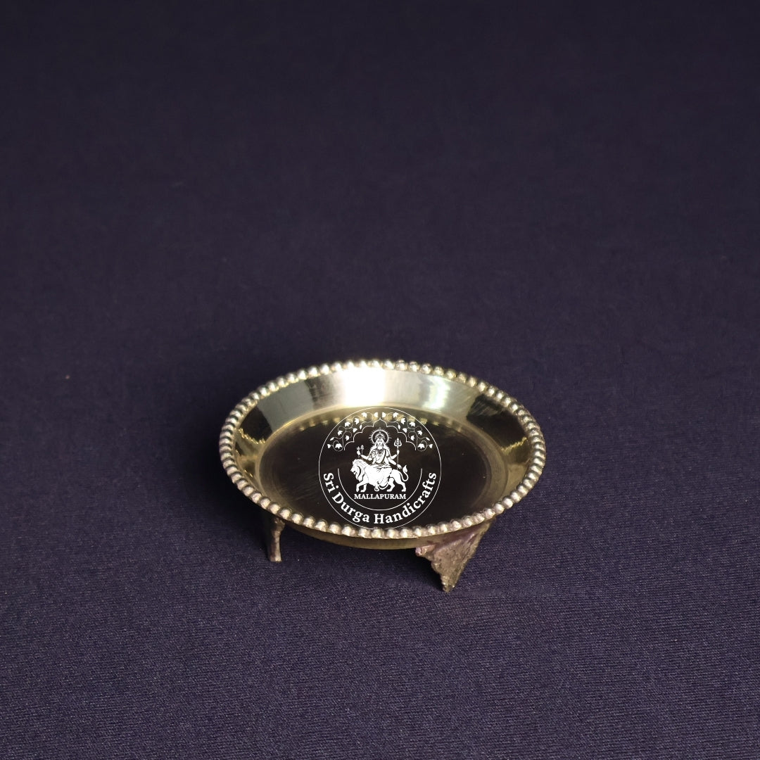 Brass Plate Dana with Base – Size No:1