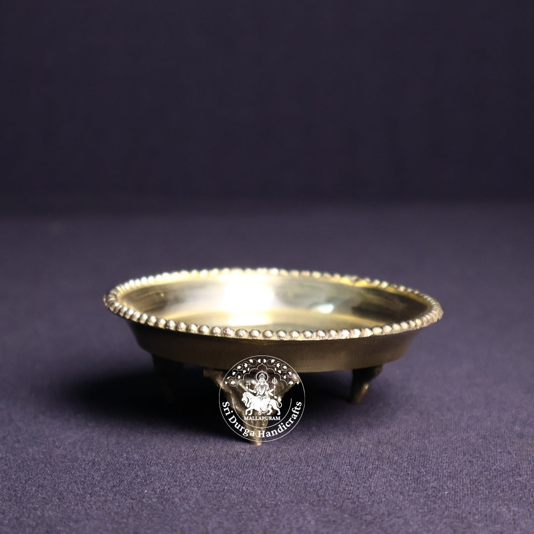 Brass Plate Dana with Base – Size No:2
