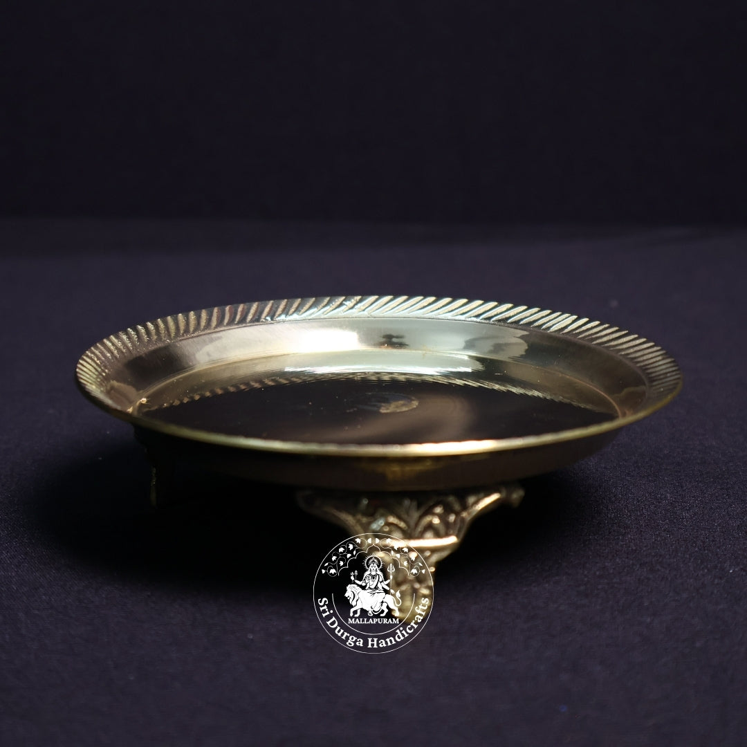 Brass Pintray Plain with Base – Size No:5