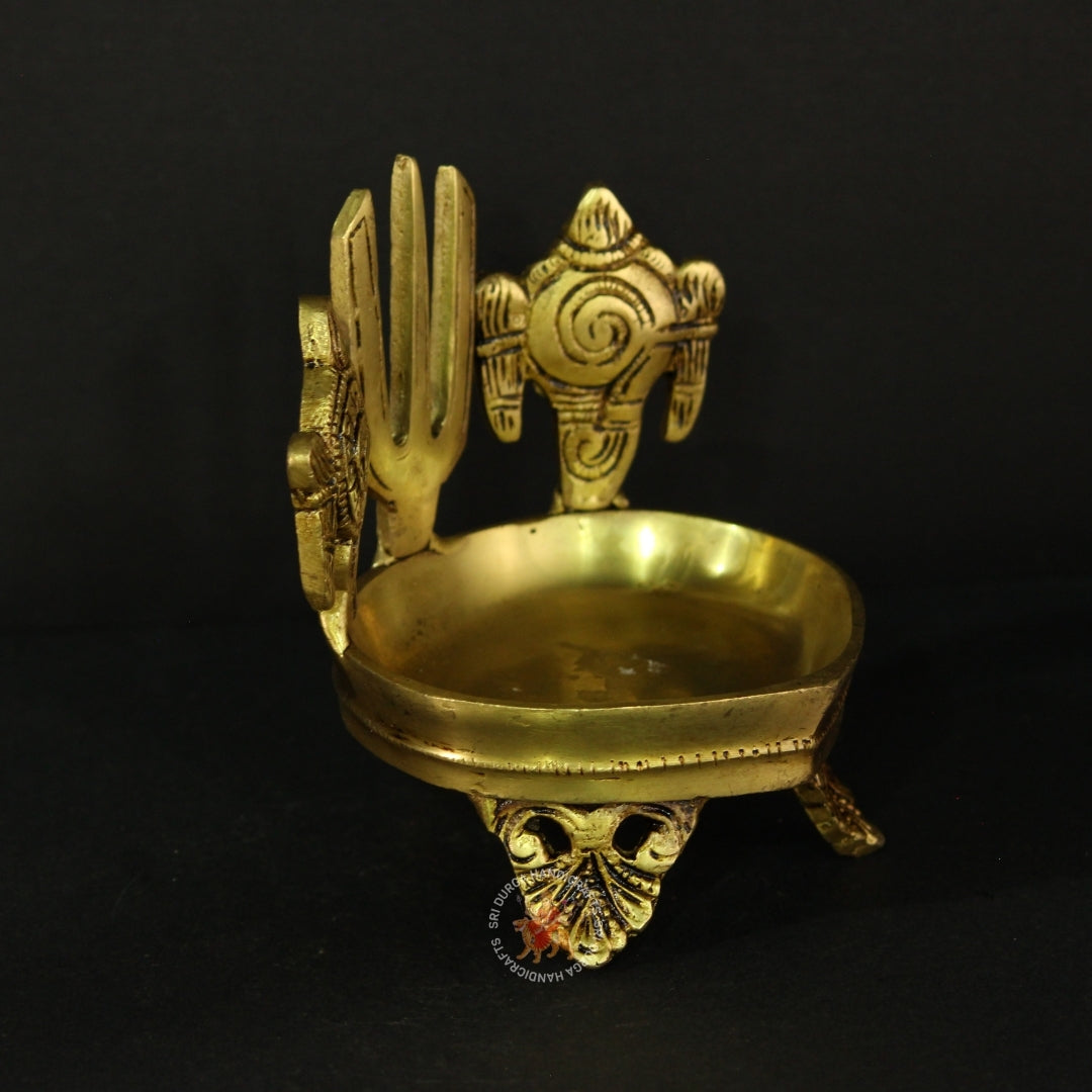 Sangu Chakaram Namam Vilakku