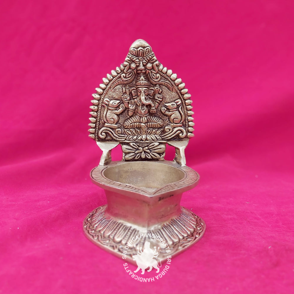 Brass Ganesh Vilakku