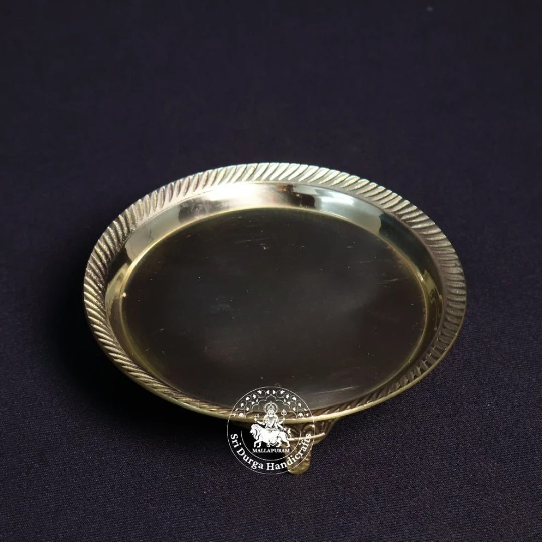 Brass Pintray Plain with Base – Size No:5