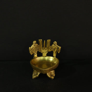 Sangu Chakaram Namam Deep