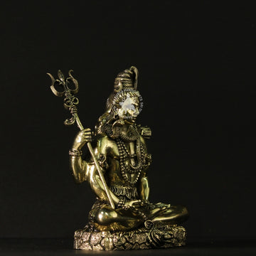 Shivan Sitting