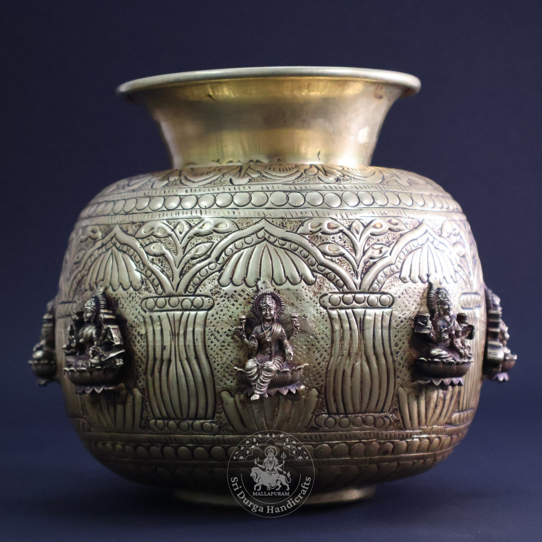Brass Astalakshmi Chombu (Outer) 7" Inch